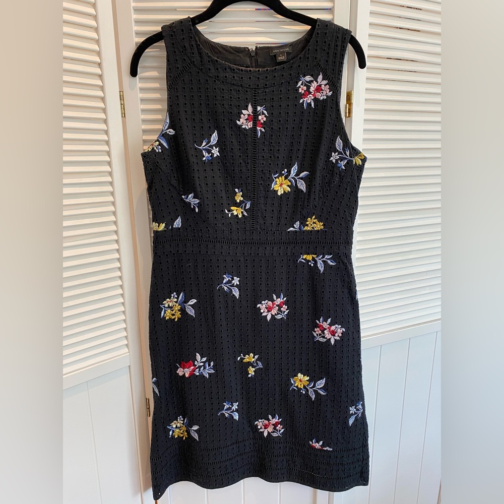 Ann Taylor cotton embroidered dress
